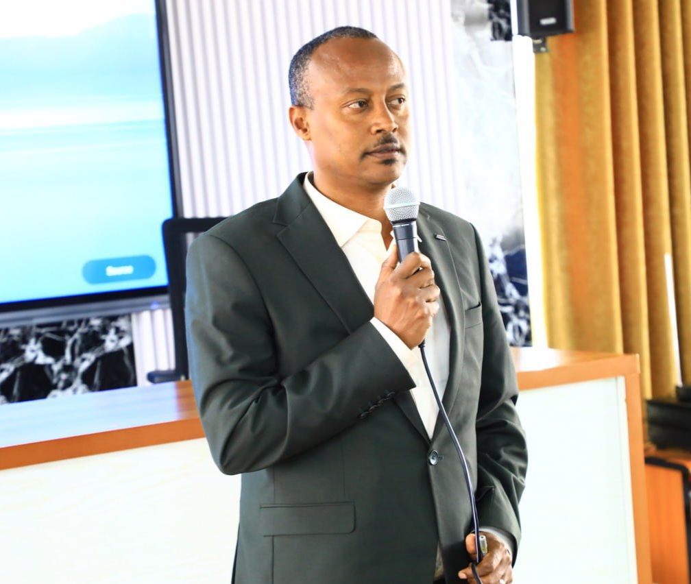 ለማህበረሰቡ ተደራሽ የሚደረጉ አገልግሎቶችን ቀልጣፋ እና በዘመናዊ ቴክኖሎጂ የተደገፉ ለማድረግ እንደ ከተማ በርካታ ውጤታማ ማሳያዎች ተተግብረዋል፡- ክቡር ዶ/ር ጀማሉ ጀንበር thumbnail