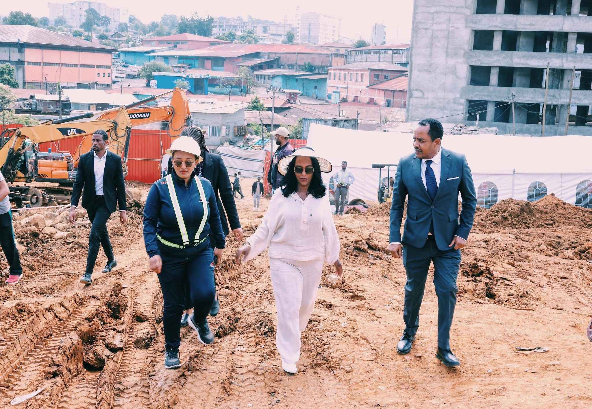 ቅጠል ተራን ወደ ውብ መኖሪያ ሥፍራ!